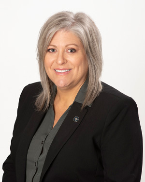 Springs Valley Bank & Trust Promotes JoElla Land to Vice President & Business Banker serving Orange and surrounding counties