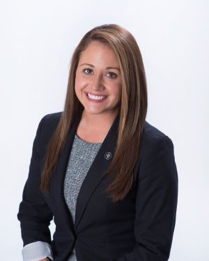Springs Valley Bank & Trust Promotes Megan D’Lee Elmore to Vice President & Mortgage Loan Officer