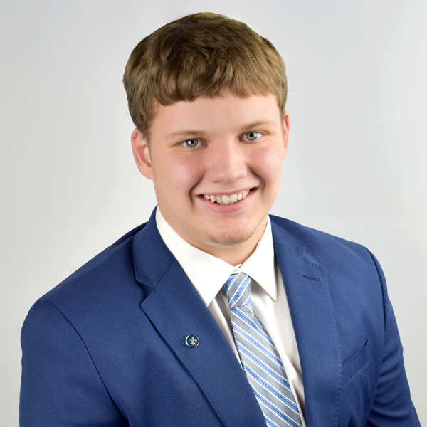 Dylan Coleman Joins Springs Valley Bank & Trust Company as a Finance Intern
